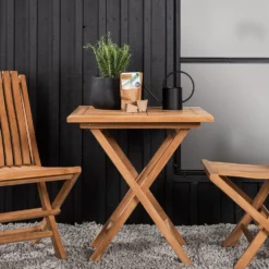 Cafégrupp Venture Home Kenya med 2 Ghana Stolar