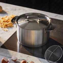 Fiskars All Steel Gryta 5 L – Ugnssäker Gryta i Rostfritt Stål Med 3-lagersbotten
