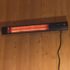 Infravärmare SunRed RD-DARK-25, Vägghängd Terrassvärmare med 2500 W Effekt