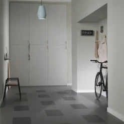 Linoleumgolv Forbo Marmoleum Click Volcanic Ash 60x30 cm