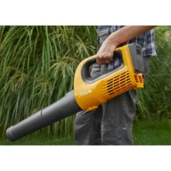 Lövblås STIGA BL 100 E Med Batteri & Laddare