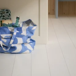 Massivt Trägolv Moelven Leva Sekel Plankgolv i Furu, Vit