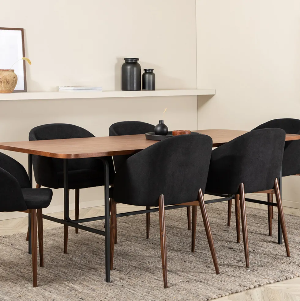 Matgrupp Venture Home Chicago med 6 Archie Stolar