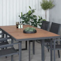 Matgrupp Venture Home King med 6 Curz Stapelbara Matstolar