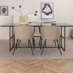 Matgrupp Venture Home Lund matbord och Bergen matstol
