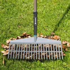 Räfsa Gardena NatureLine Light