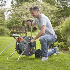 Slangvagn Gardena CleverRoll L Easy med 50 m Classic 13 mm Slang