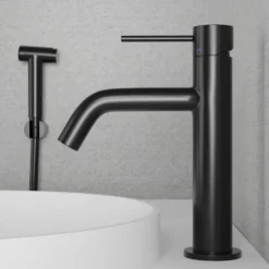 Tvättställsblandare Scandtap Steel Voyage Medium med Sidodusch
