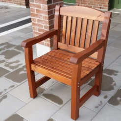 Utefåtölj Eden Wood Kattvik